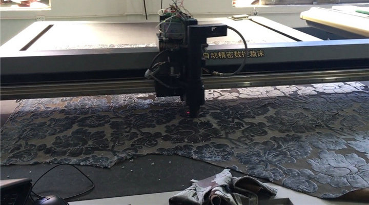 沙發面料圓刀高速裁剪-2